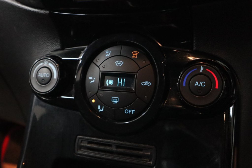 Used Ford Fiesta 2014 for sale - 77452389: Photo 21