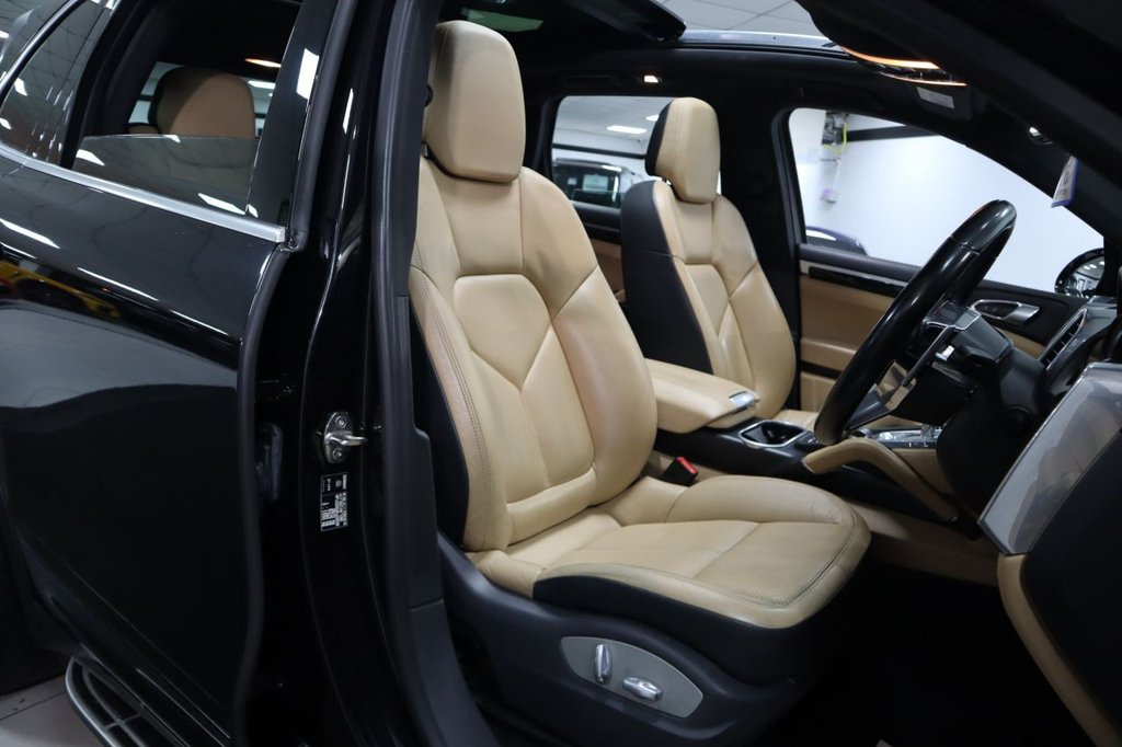 Used Porsche Cayenne 2014 for sale - 77042519: Photo 12