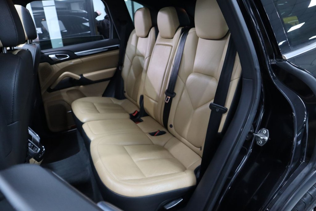 Used Porsche Cayenne 2014 for sale - 77042519: Photo 15