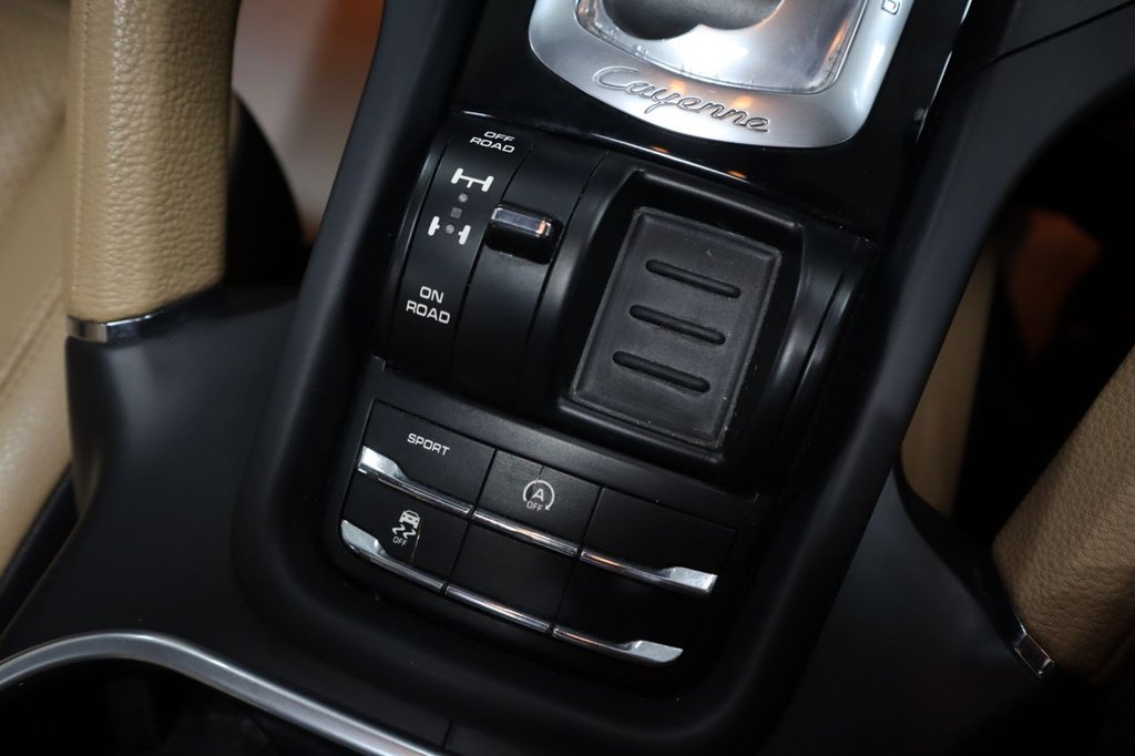 Used Porsche Cayenne 2014 for sale - 77042519: Photo 18