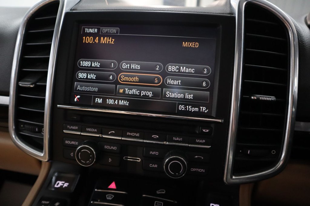 Used Porsche Cayenne 2014 for sale - 77042519: Photo 27