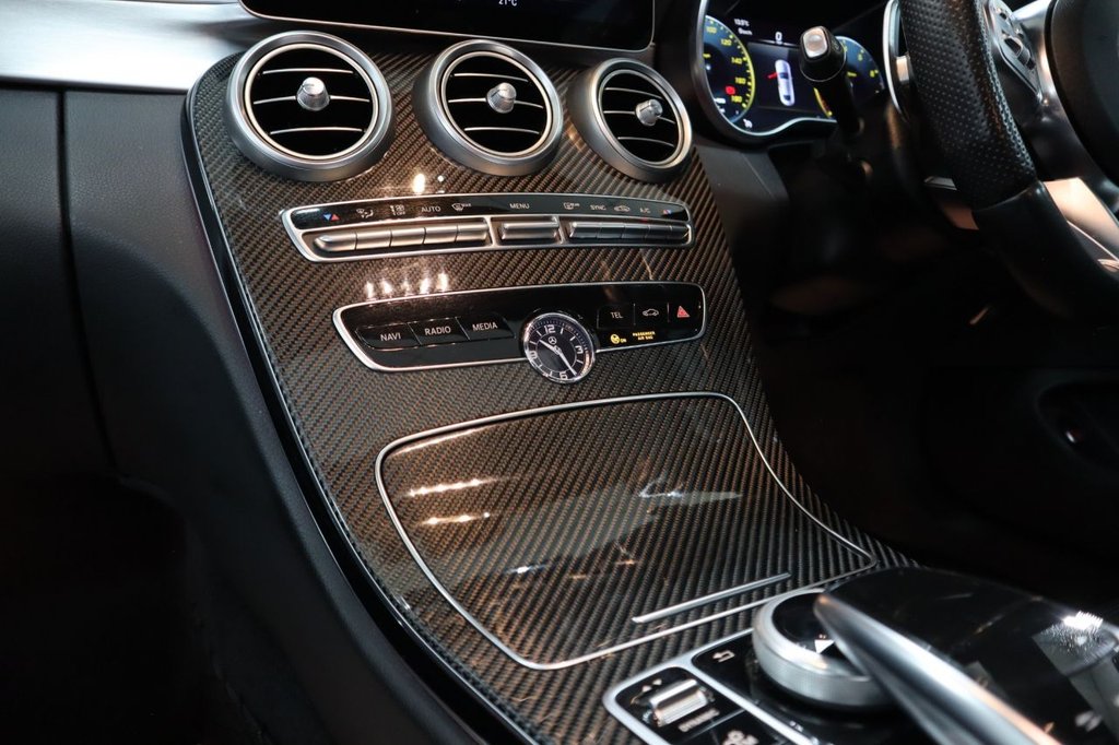 Used Mercedes-Benz C Class 2020 for sale - 76203211: Photo 4