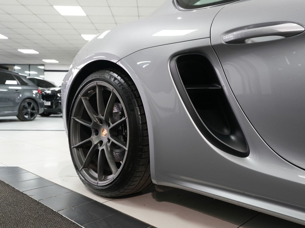 Used Porsche Cayman 2022 for sale - 77785929: Photo 19