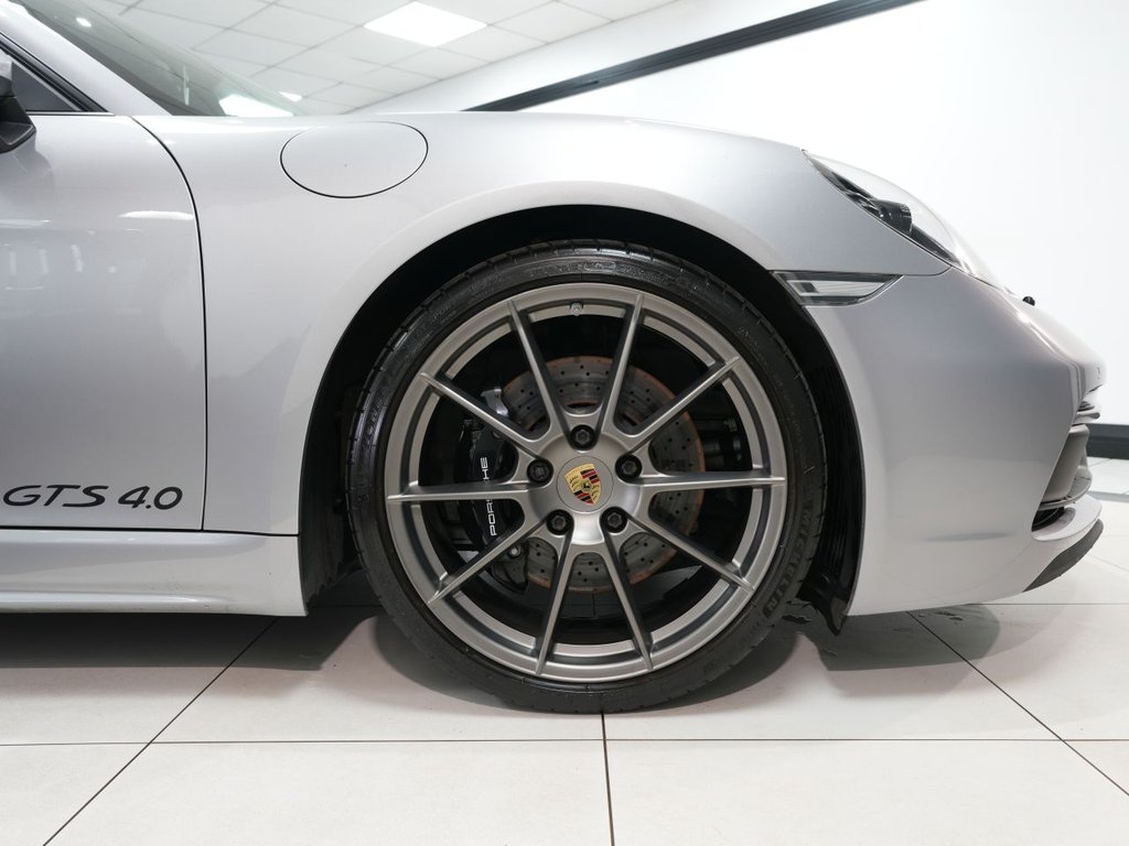 Used Porsche Cayman 2022 for sale - 77785929: Photo 20