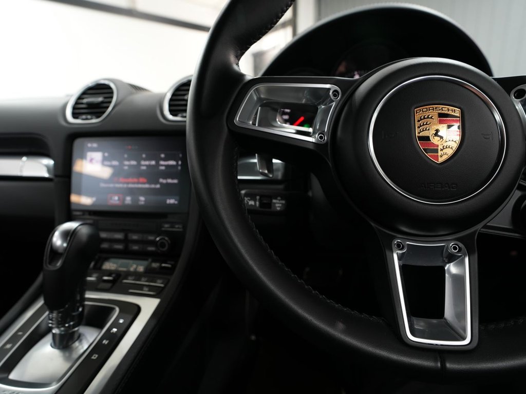 Used Porsche Cayman 2022 for sale - 77785929: Photo 35