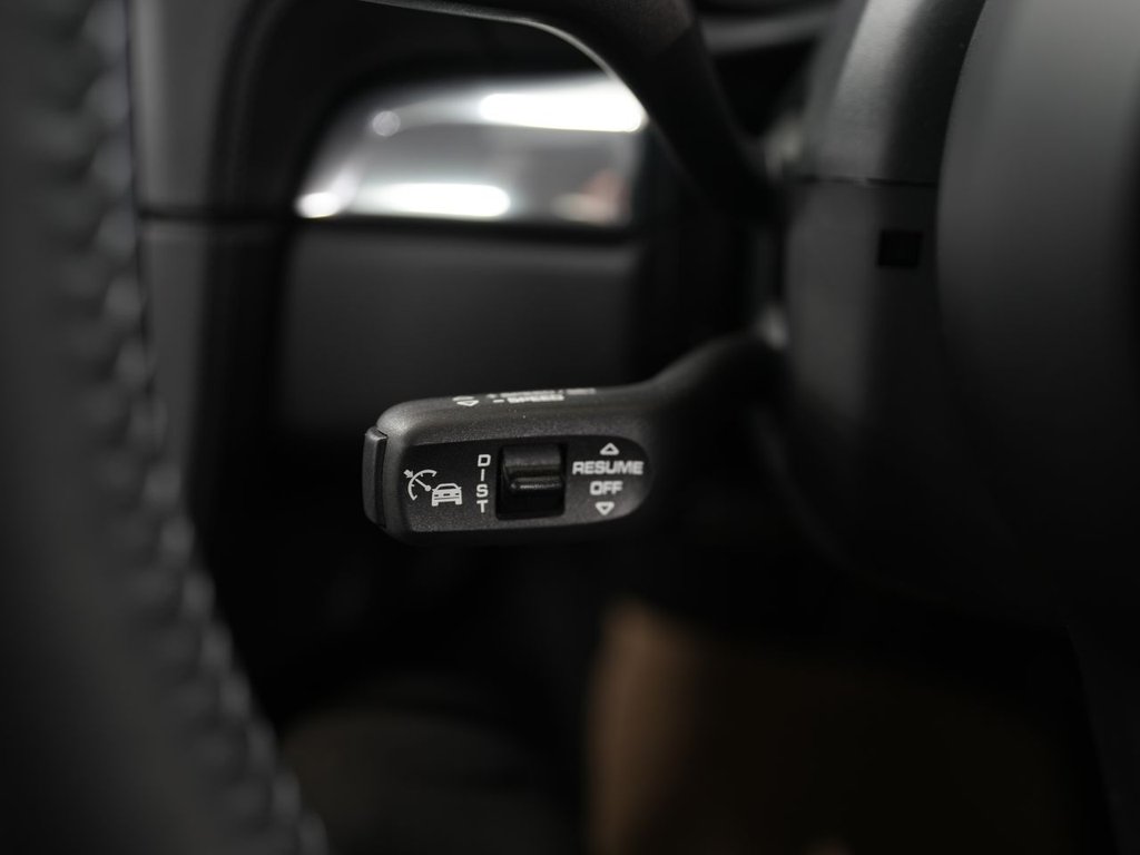 Used Porsche Cayman 2022 for sale - 77785929: Photo 38