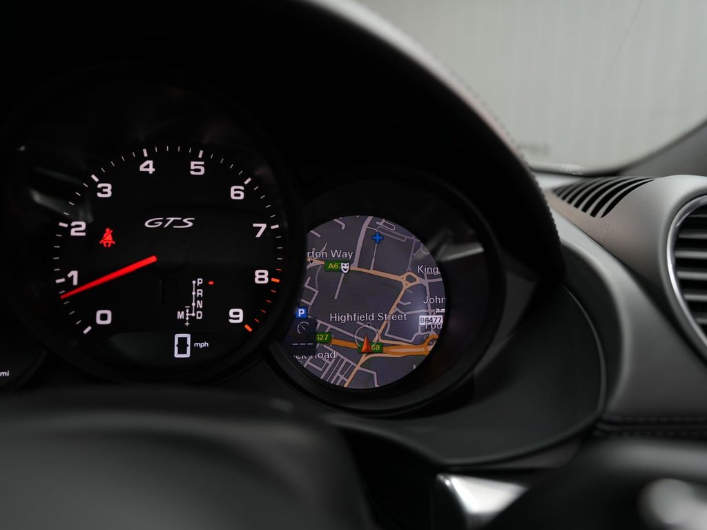 Used Porsche Cayman 2022 for sale - 77785929: Photo 40