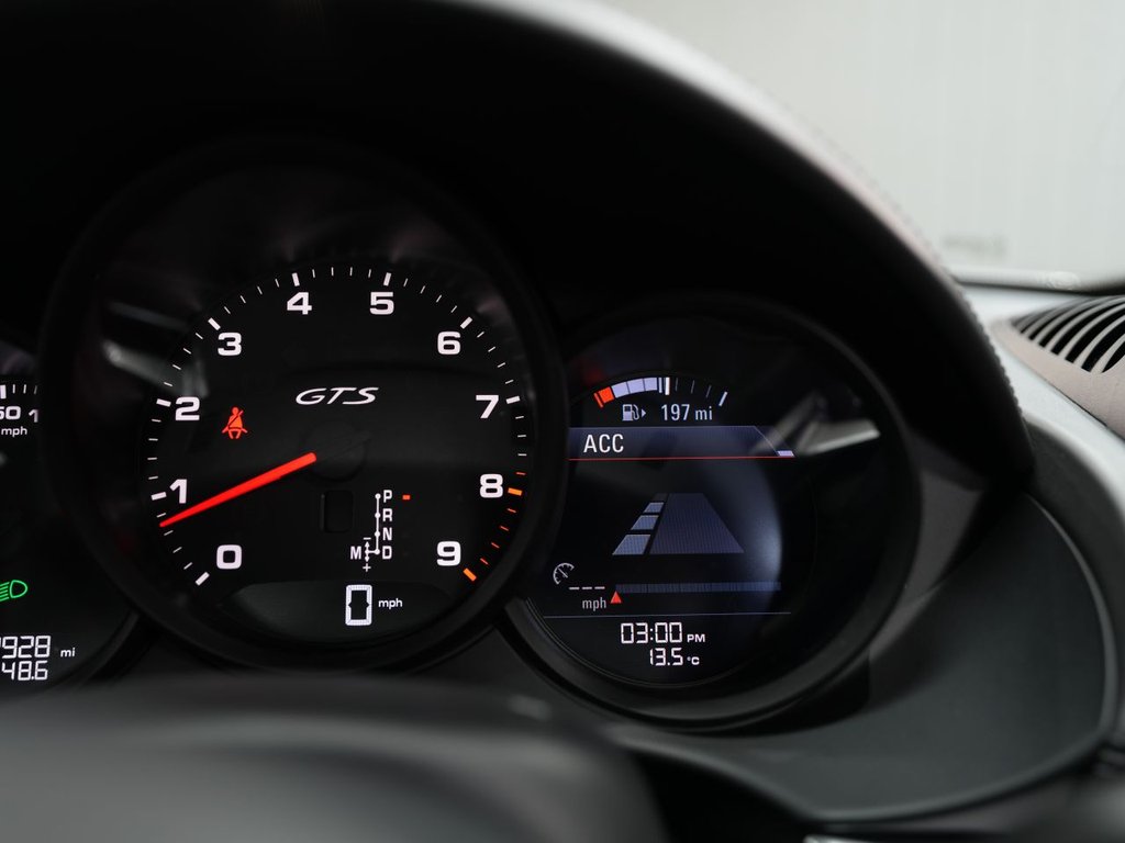 Used Porsche Cayman 2022 for sale - 77785929: Photo 42