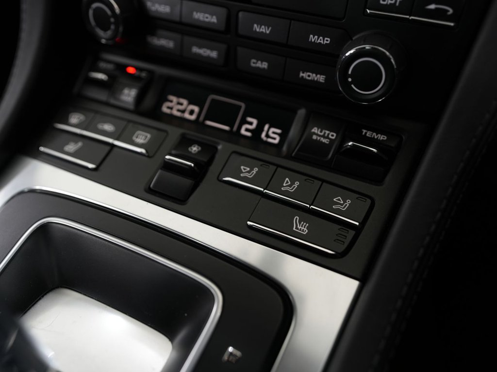 Used Porsche Cayman 2022 for sale - 77785929: Photo 48