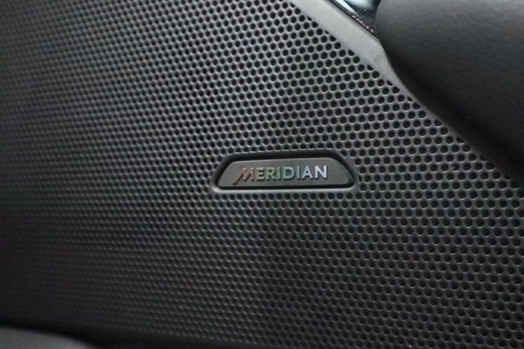 Used Land Rover Range Rover Velar 2019 for sale - 77122345: Photo 10