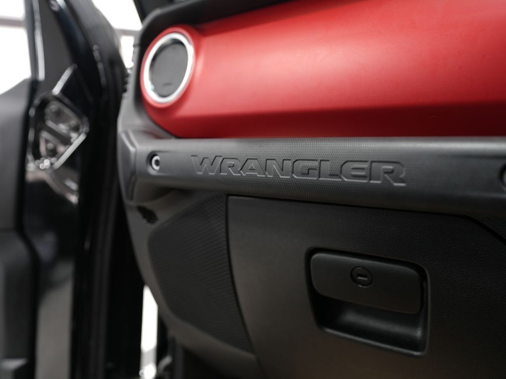 Used Jeep Wrangler 2022 for sale - 77936000: Photo 43