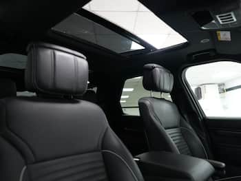 Used Land Rover Discovery 2023 for sale - 79573916: Photo