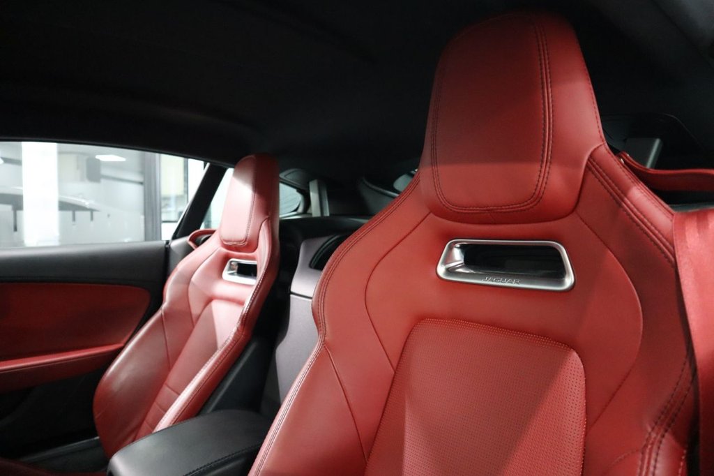 Used Jaguar F-Type 2019 for sale - 77263610: Photo 26