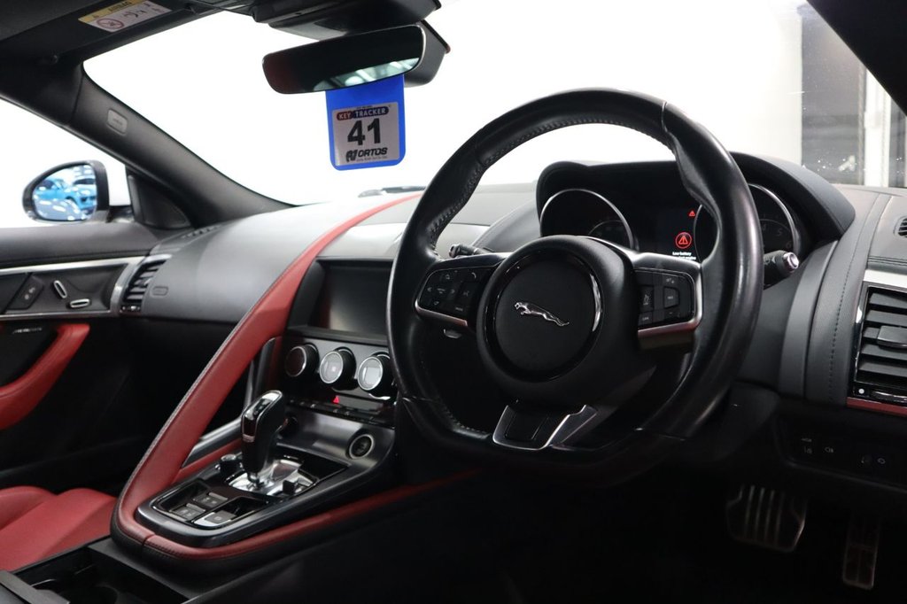 Used Jaguar F-Type 2019 for sale - 77263610: Photo 27