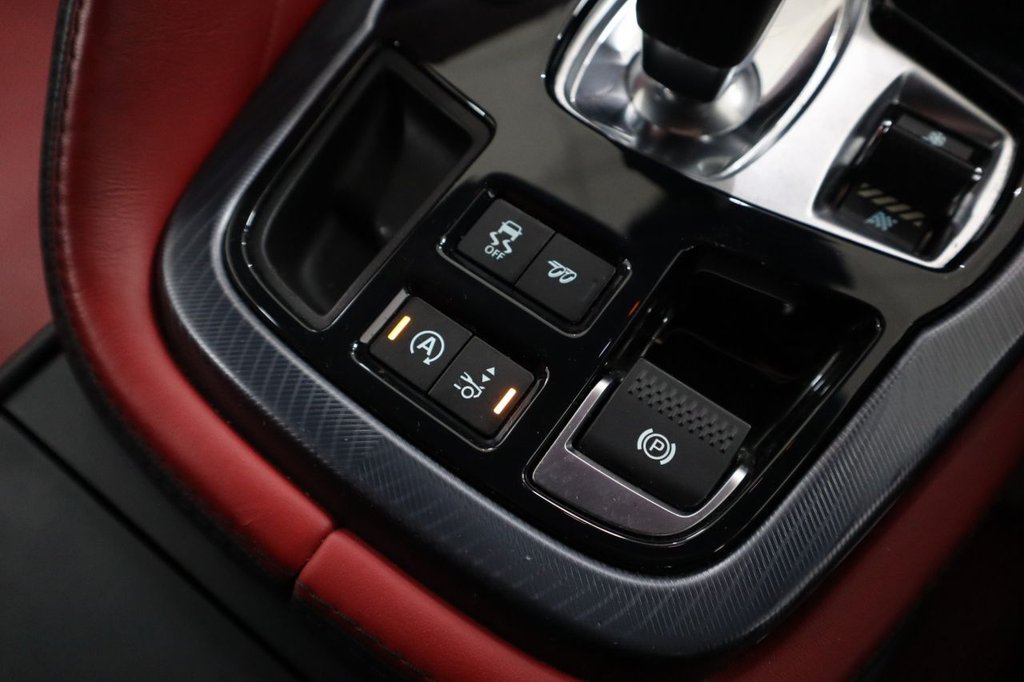 Used Jaguar F-Type 2019 for sale - 77263610: Photo 34