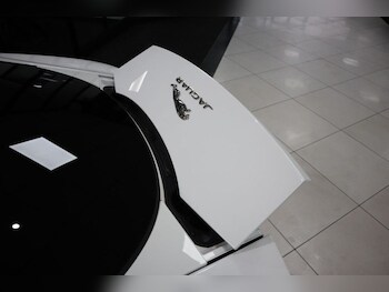 Used Jaguar F-Type 2019 for sale - 77263610: Photo