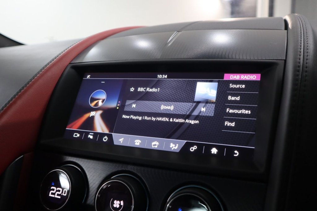 Used Jaguar F-Type 2019 for sale - 77263610: Photo 40