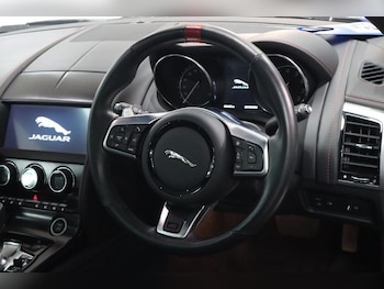 Used Jaguar F-Type 2019 for sale - 76417270: Photo