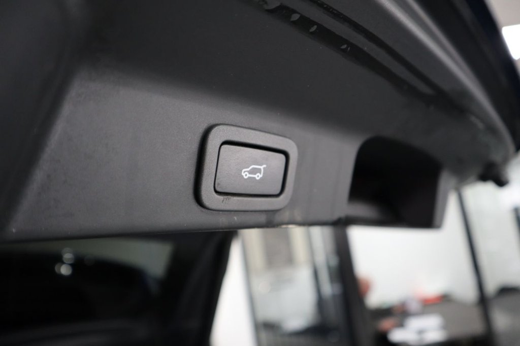 Used Jaguar F-Pace 2021 for sale - 76039202: Photo 11