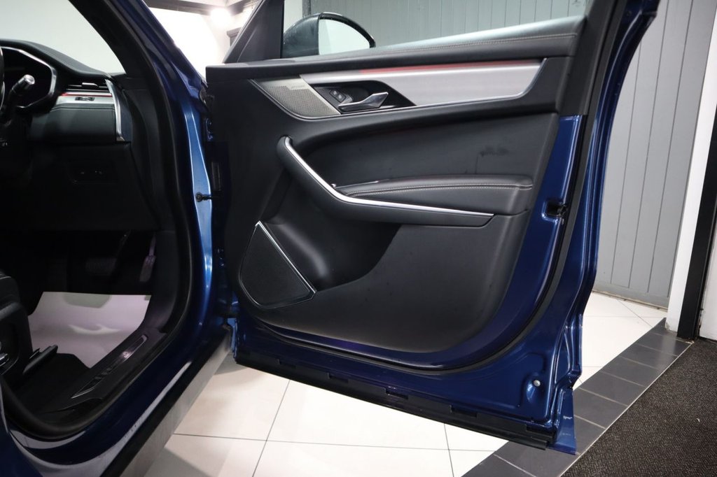 Used Jaguar F-Pace 2021 for sale - 76039202: Photo 16