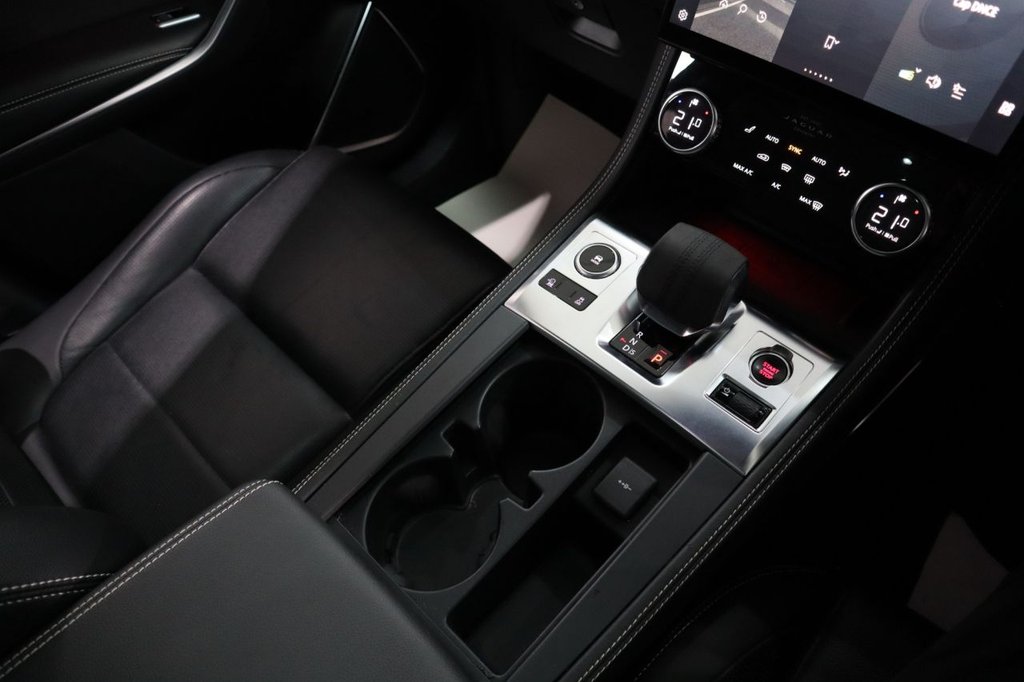 Used Jaguar F-Pace 2021 for sale - 76039202: Photo 28