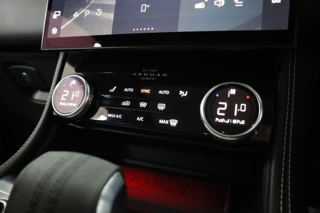 Used Jaguar F-Pace 2021 for sale - 76039202: Photo 30