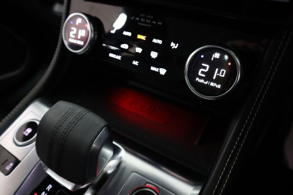 Used Jaguar F-Pace 2021 for sale - 76039202: Photo 31