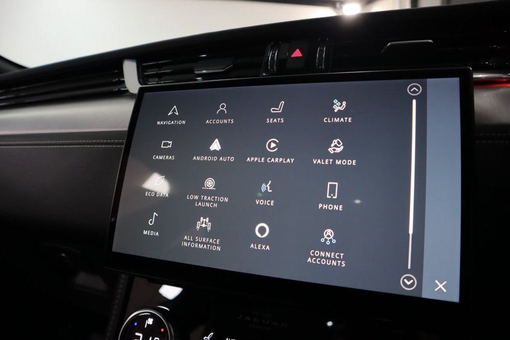 Used Jaguar F-Pace 2021 for sale - 76039202: Photo 40
