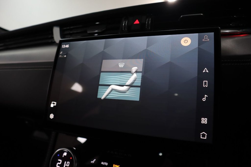 Used Jaguar F-Pace 2021 for sale - 76039202: Photo 42