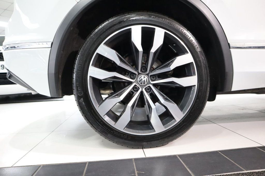 Used Volkswagen Tiguan 2018 for sale - 77672641: Photo 16