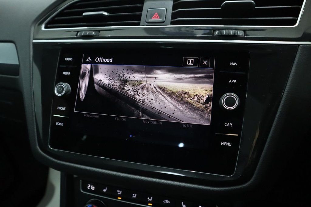 Used Volkswagen Tiguan 2018 for sale - 77672641: Photo 37