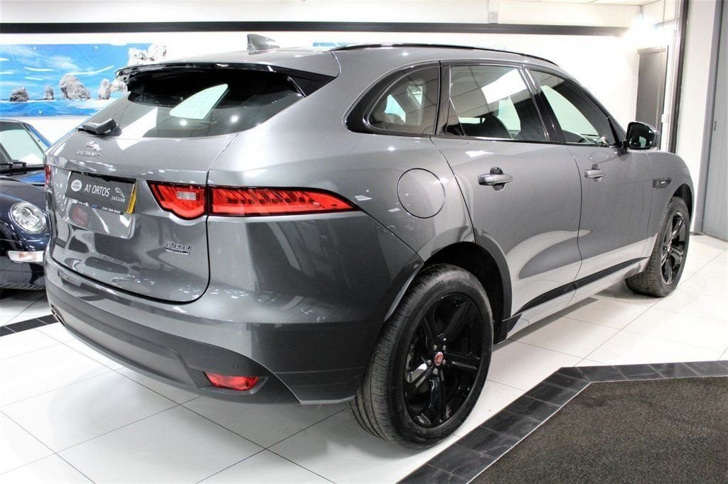 Used Jaguar F-Pace 2018 for sale - 76617667: Photo 8