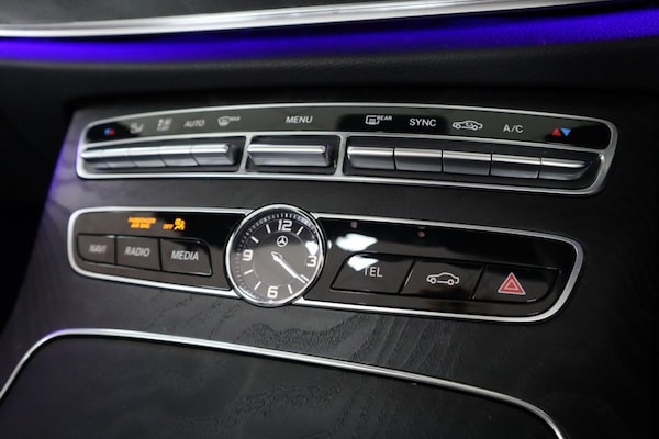 Used Mercedes-Benz E-Class 2020 for sale - 74209171: Photo 37