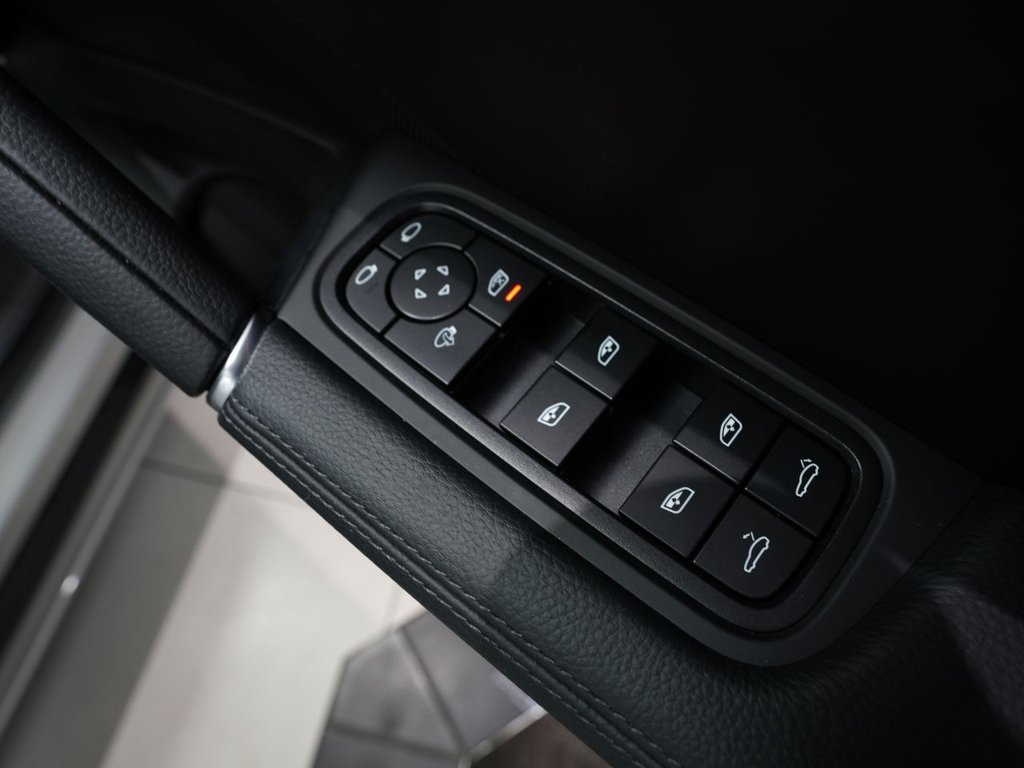 Used Porsche Cayenne 2023 for sale - 77810003: Photo 11