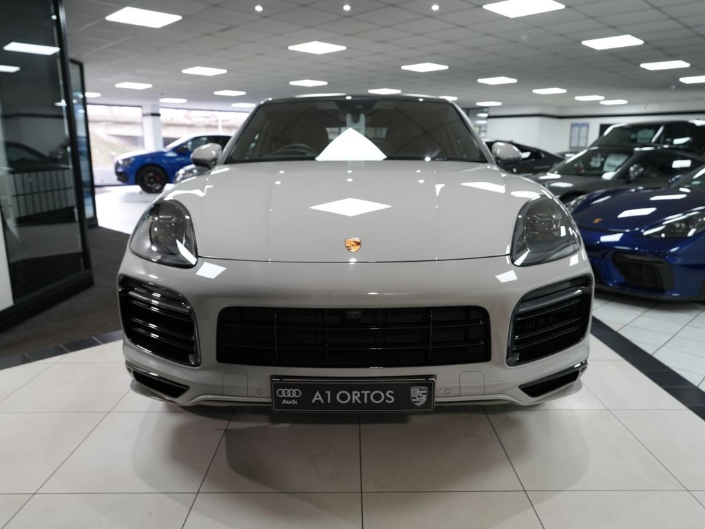 Used Porsche Cayenne 2023 for sale - 77810003: Photo 2