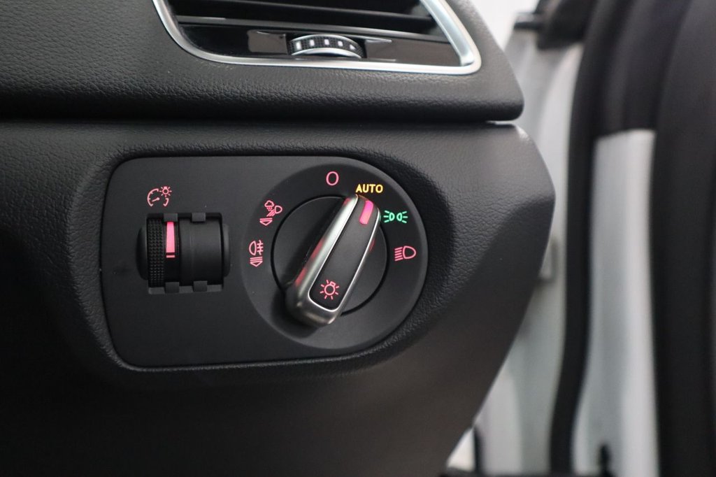 Used Audi Q3 2015 for sale - 77153846: Photo 21