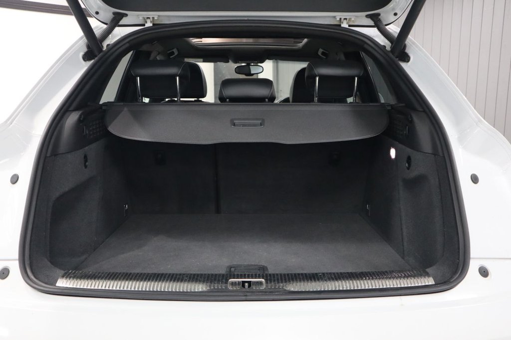 Used Audi Q3 2015 for sale - 77153846: Photo 9