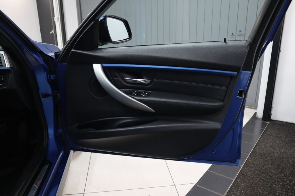 Used BMW 3 Series 2015 for sale - 76322884: Photo 16