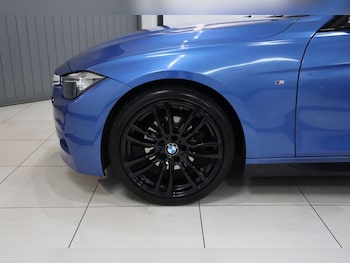 Used BMW 3 Series 2015 for sale - 76322884: Photo