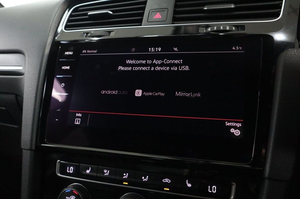 Used Volkswagen Golf 2019 for sale - 77122344: Photo 29