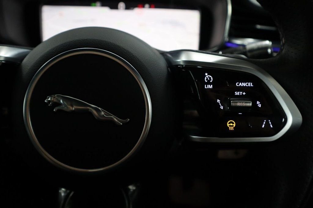 Used Jaguar F-Pace 2021 for sale - 77920457: Photo 22