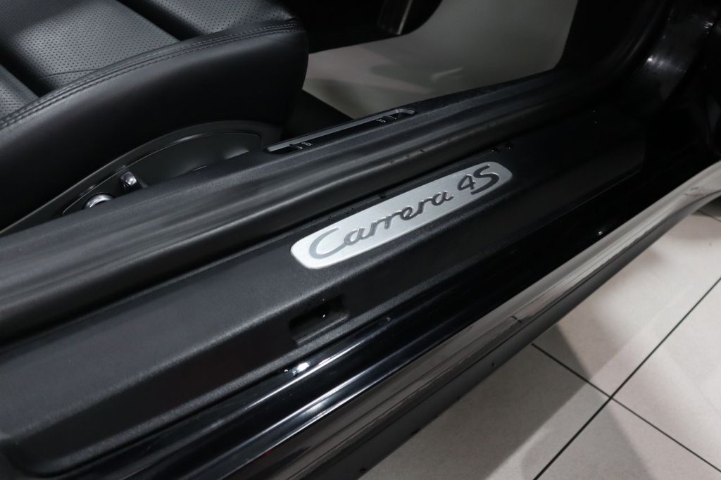 Used Porsche 911 2015 for sale - 76297196: Photo 14