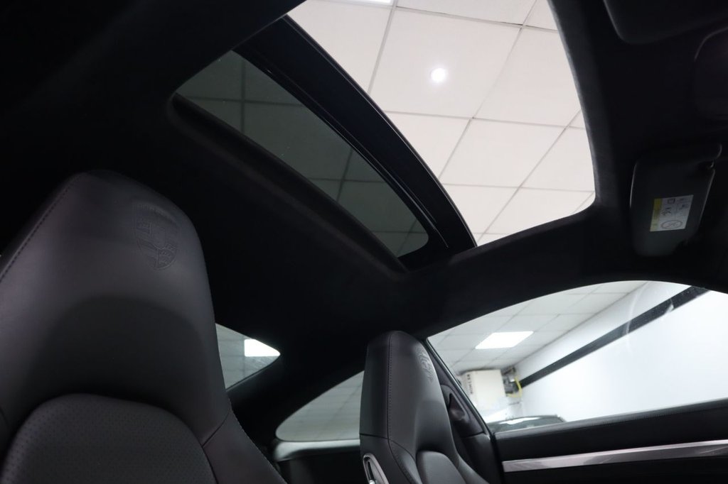 Used Porsche 911 2015 for sale - 76297196: Photo 4