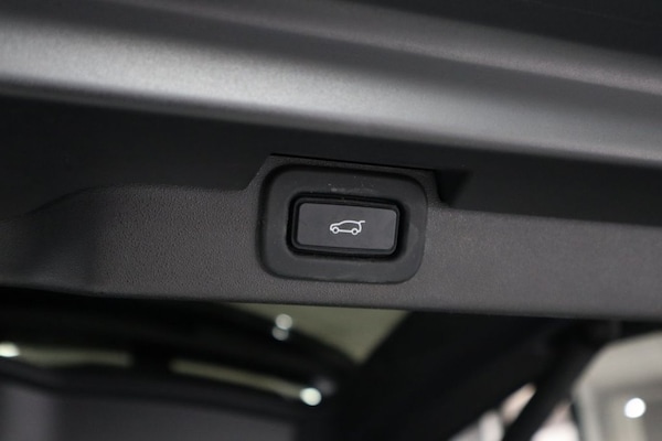 Used Land Rover Discovery 2022 for sale - 75335994: Photo 12