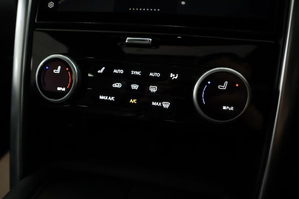Used Land Rover Discovery 2022 for sale - 75335994: Photo 36