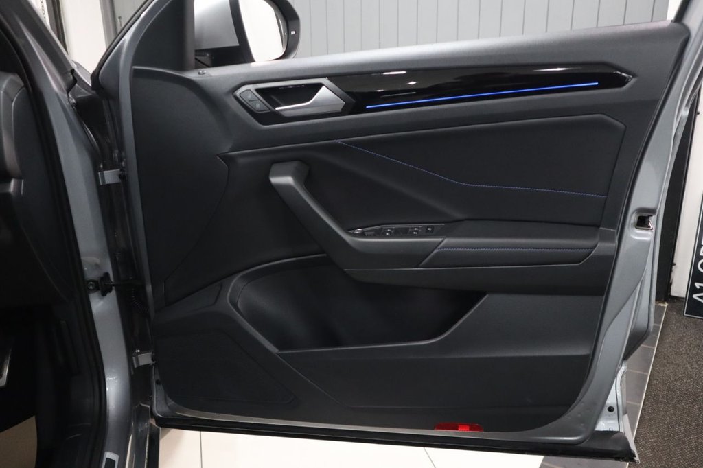 Used Volkswagen T-Roc 2023 for sale - 77276080: Photo 14