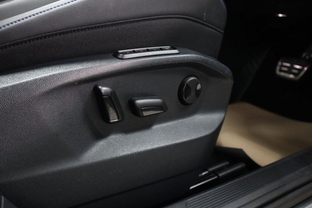 Used Volkswagen T-Roc 2023 for sale - 77276080: Photo 16