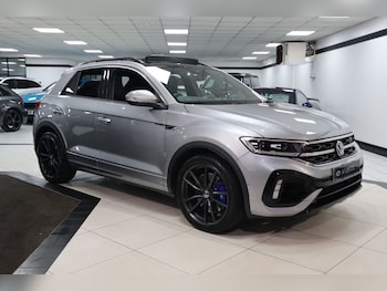 Used Volkswagen T-Roc 2023 for sale - 77276080: Photo