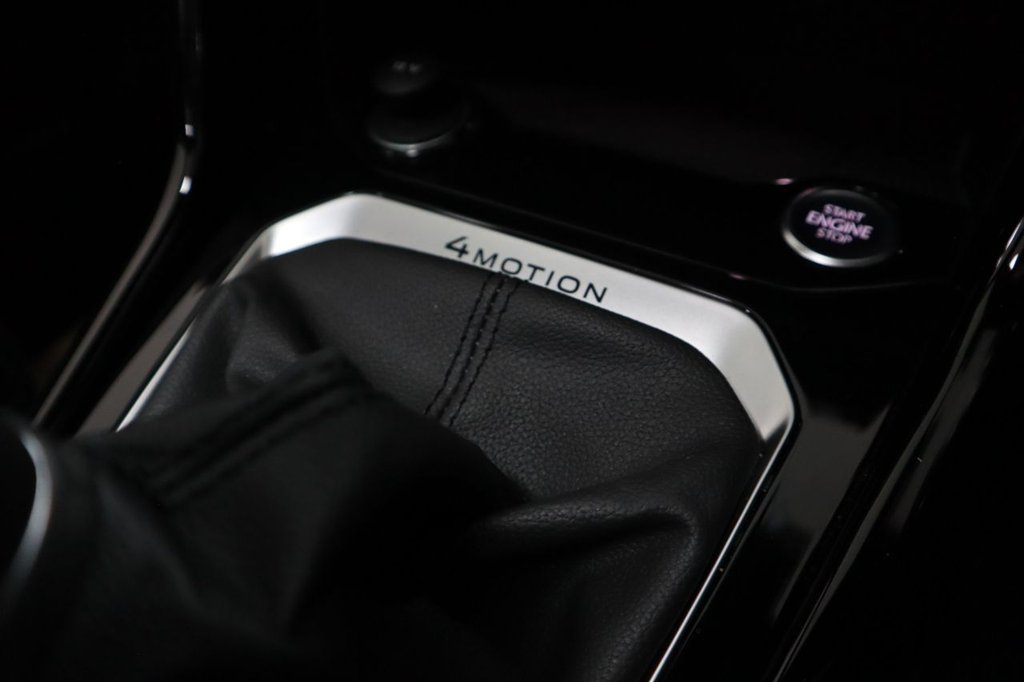 Used Volkswagen T-Roc 2023 for sale - 77276080: Photo 39