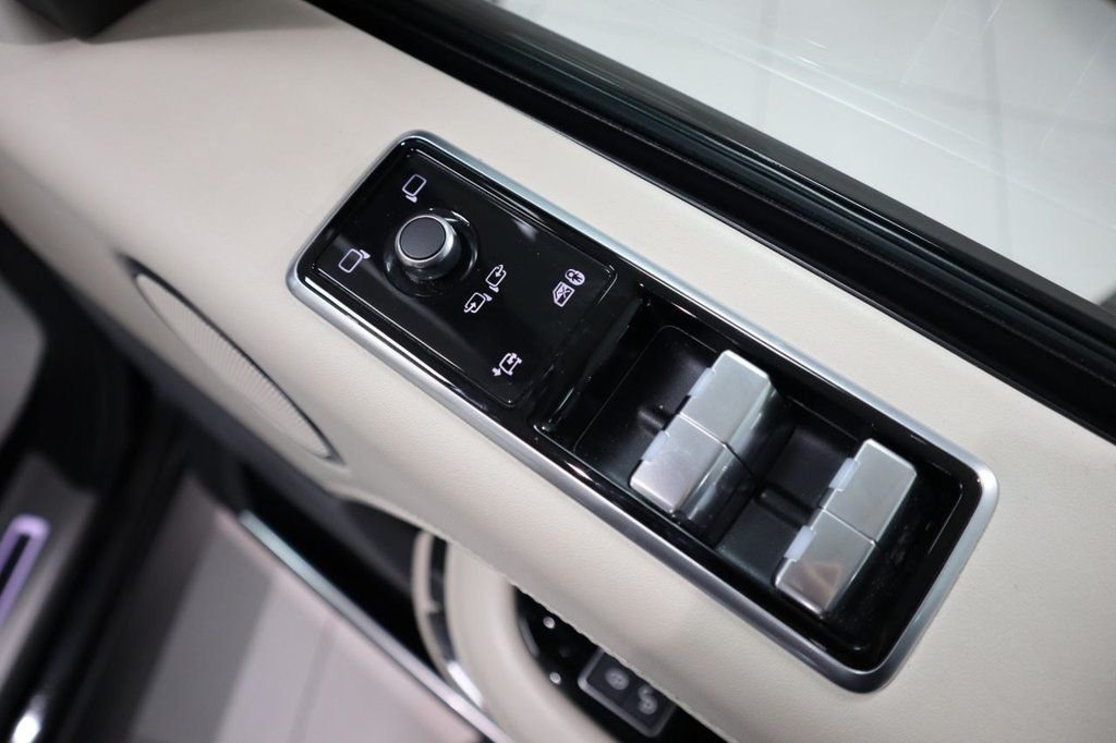 Used Land Rover Range Rover 2021 for sale - 76784046: Photo 16